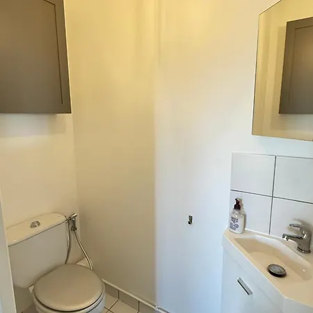 Apartment Moderne Au Centre-ville De La Garenne *